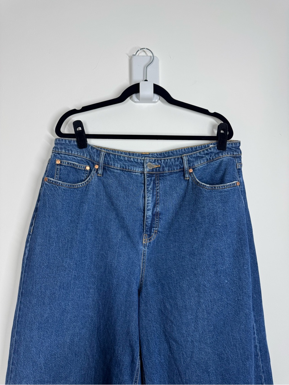 On 34th Jeans High Rise Wide Leg - Picture 2 of 11